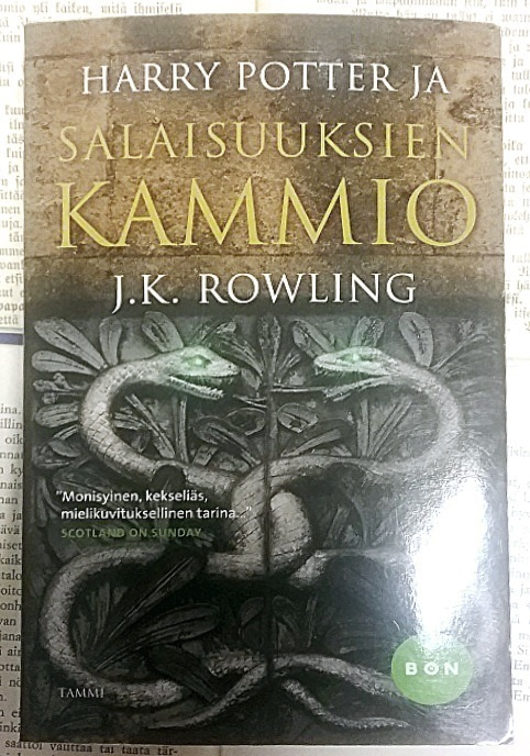 J.K. Rowling - Harry Potter ja salaisuuksien kammio (nid.)