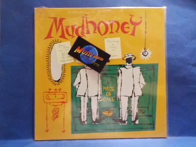 MUDHONEY - PIECE OF CAKE EX+/EX+ EU -92 OCT 6 1ST PRESS LP