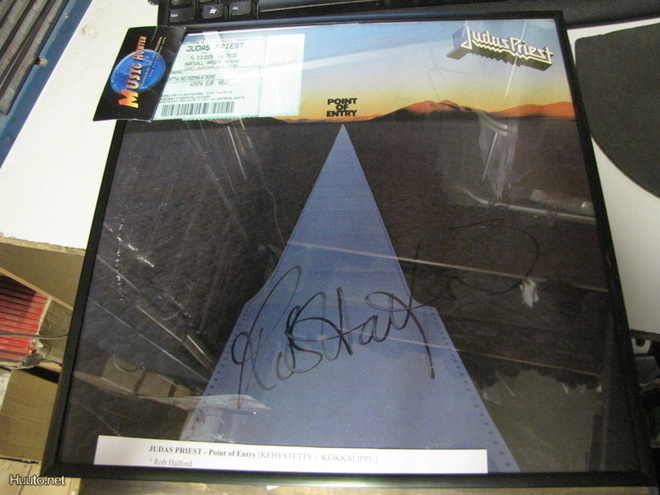 JUDAS PRIEST POINT OF ENTRY KUVA+KEIKKALIPPU HALFORD AUTOG.
