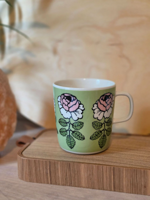 Marimekko vihkiruusu muki 4dl