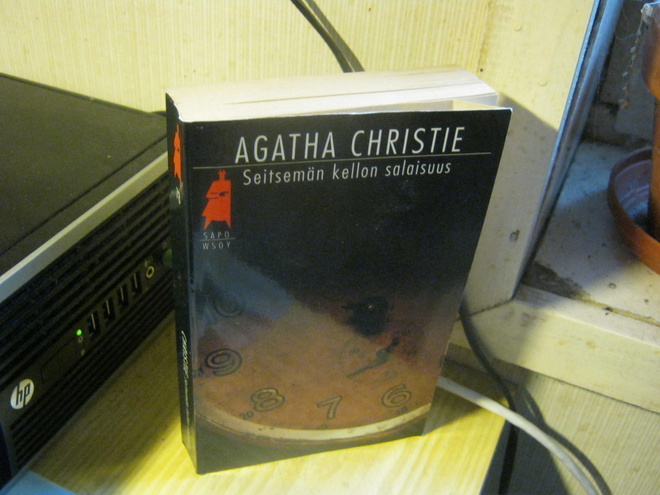 Agatha Christie: Seitsemän kellon salaisuus