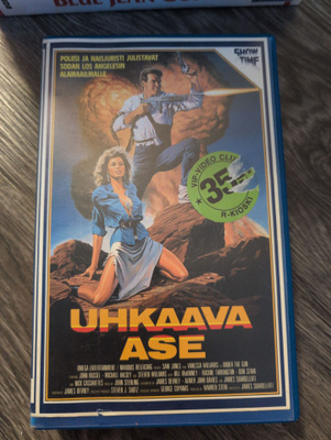 Uhkaava Ase vuokra VHS