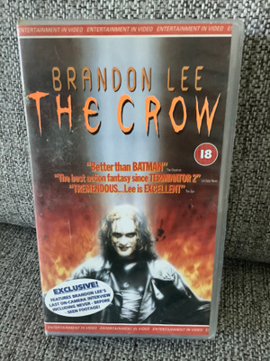 THE CROW  (BRANDON LEE)  VHS