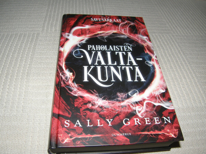 Sally Green Paholasten valtakunta  -sid