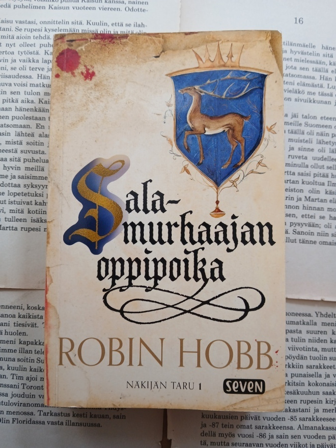 Robin Hobb - Salamurhaajan oppipoika (pokkari)