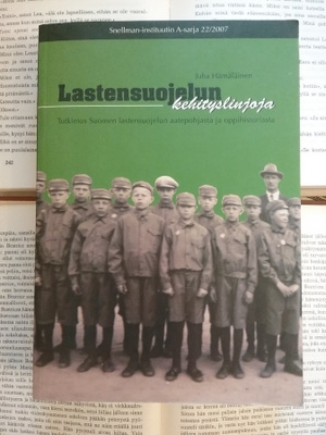 Juha Hämäläinen - Lastensuojelun kehityslinjoja (nid.)