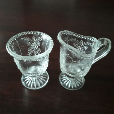 Lasiset sokerikko ja kermakko