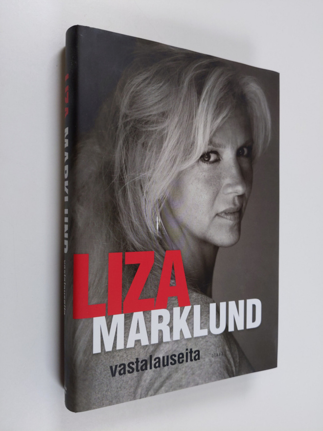 Liza Marklund : Vastalauseita : kirjoituksia 1985-2010