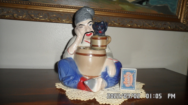 VINTAGE KARAHVI/ FIGUURI  (Bottles for Ukrainian vodka)