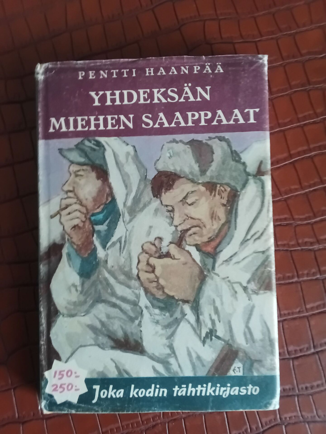 Pentti Haanpää: Yhdeksän miehen saappaat.