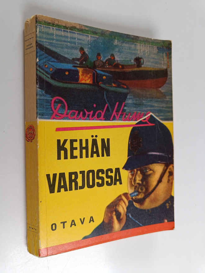 David Hume : Kehän varjossa : salapoliisiromaani