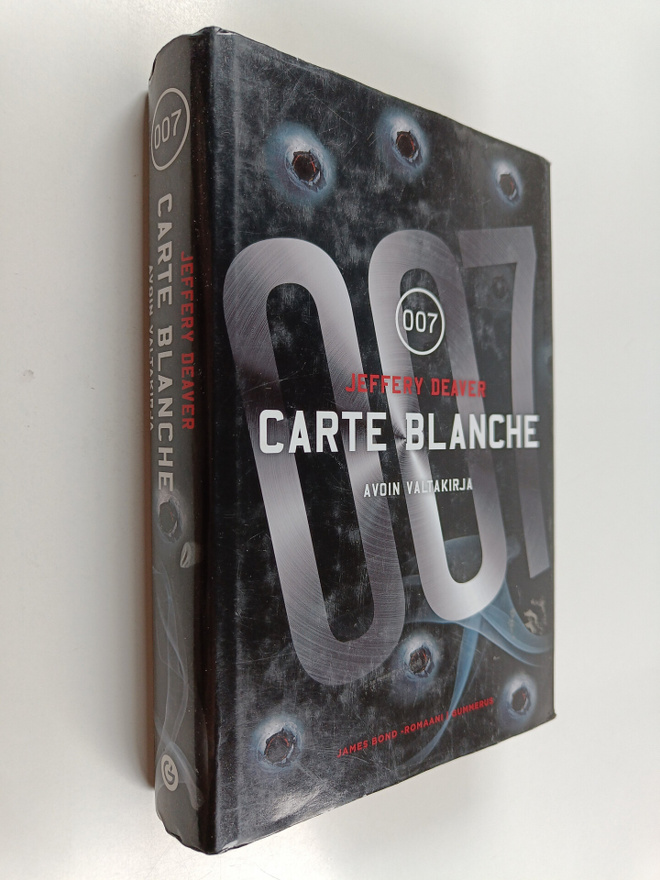 Jeffery Deaver : Carte blanche : avoin valtakirja