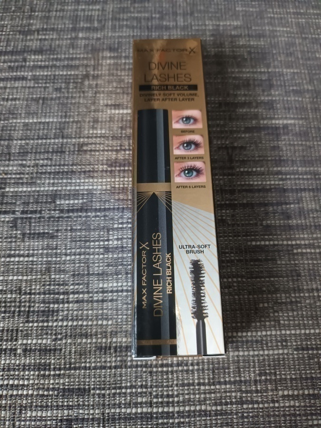 Uusi Max Factor Divine Lashes-ripsiväri RICH BLACK