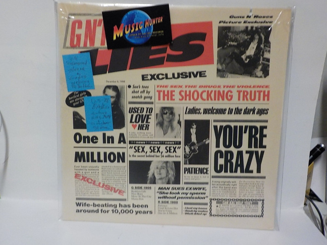 GUNS N ROSES - G N R LIES EX+/EX+ US 1988 LP