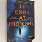 Harriet Tyce : It Ends At Midnight - pikkukuva 1