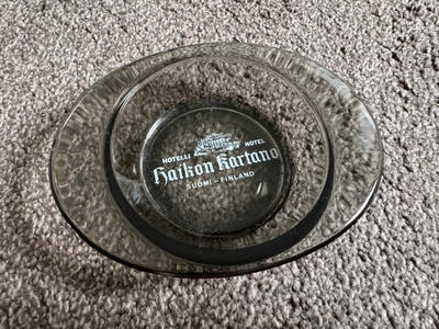 Haikon kartano tuhkakuppi