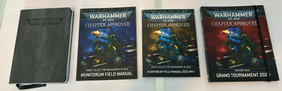 WK40K: 3 Chapter Approved -kirjaa + hieno kampanjalokikirja