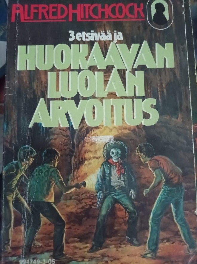 Hitchcock Kolme etsivää ja huokaavan luolan arvoitus