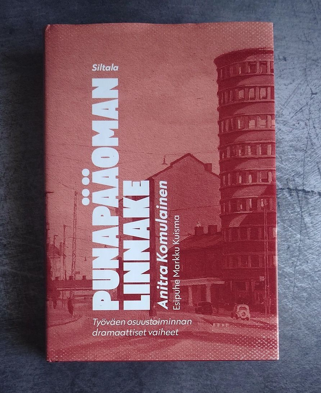 Anitra Komulainen : Punapääoman linnake