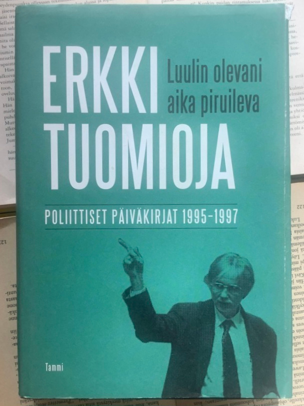 Erkki Tuomioja - Luulin olevani aika piruileva (sid.)