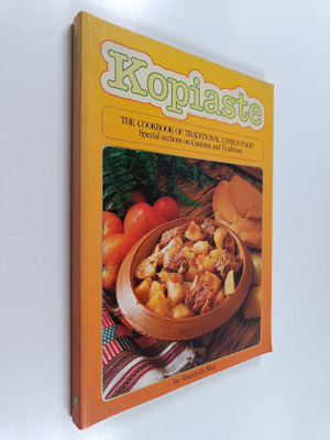 Amaranth Sitas : Kopiaste - The cookbook of traditional C...