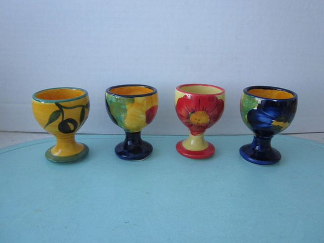 Vintage käsinmaalatut munakupit, 4 kpl