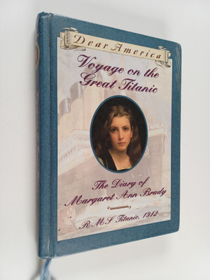 Ellen Emerson White : Voyage on the great Titanic : the d...