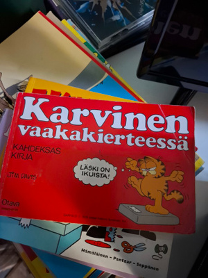 Karvinen albumit x 2
