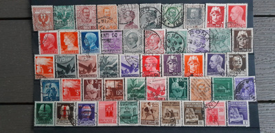 ITALIA VANHAA n.1900-45 luku LEIMATTUJA postimerkkejä 50 kpl