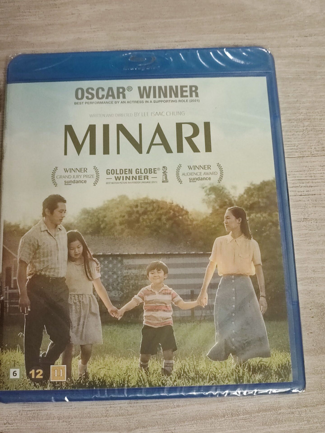 Minari UUSI BLU-RAY