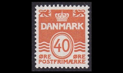 Tanska 512 ** Aaltoviiva 40 öre oranssi (1971)