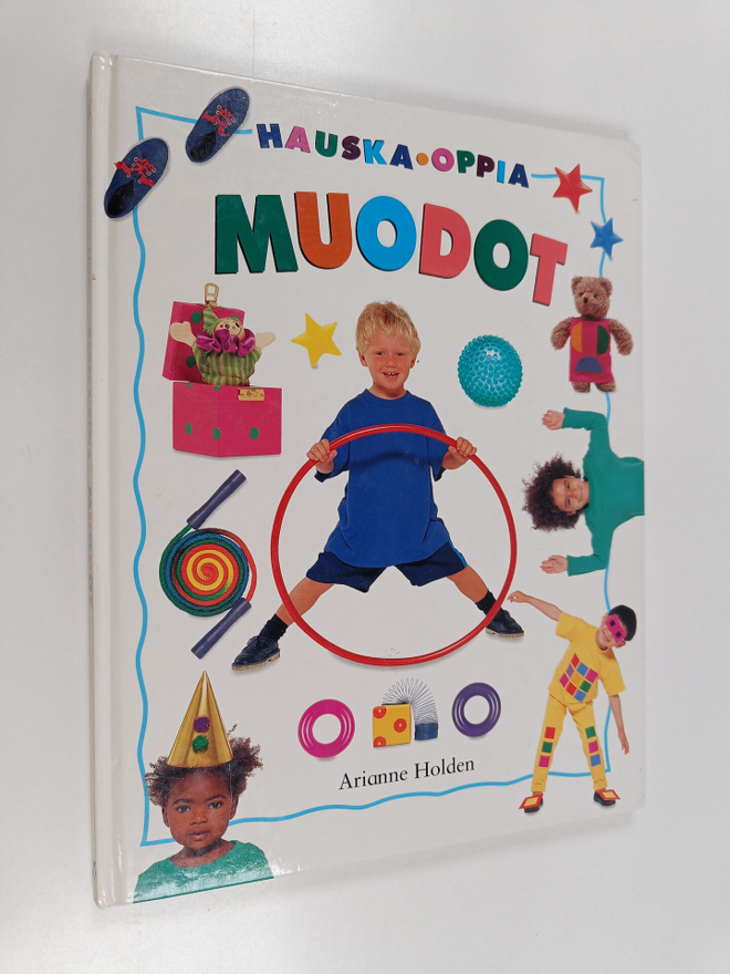 Arianne Holden : Hauska oppia muodot