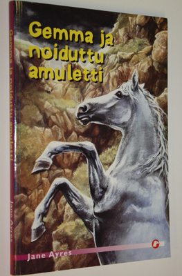 Jane Ayres : Gemma ja noiduttu amuletti