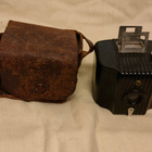 Kodak Baby Brownie bakeliittikamera + laukku - pikkukuva 1