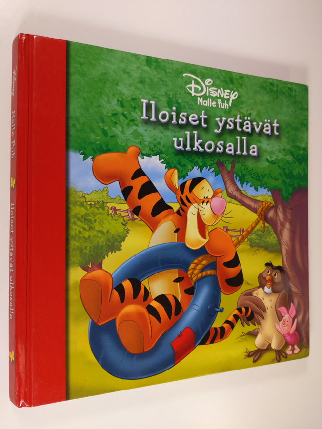 Nalle Puh : iloiset ystävät ulkosalla