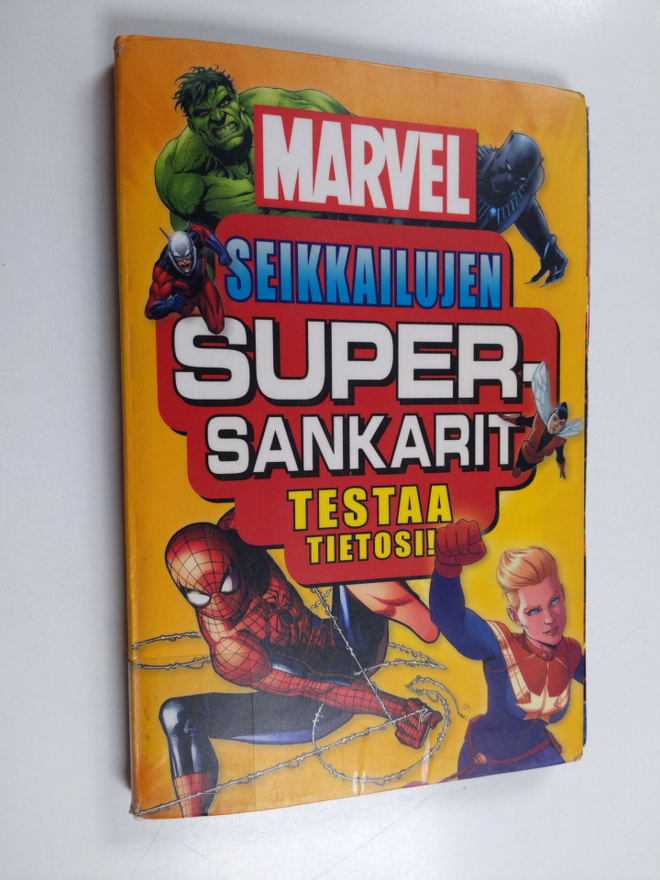 Melanie Scott : Seikkailujen supersankarit : testaa tietosi!