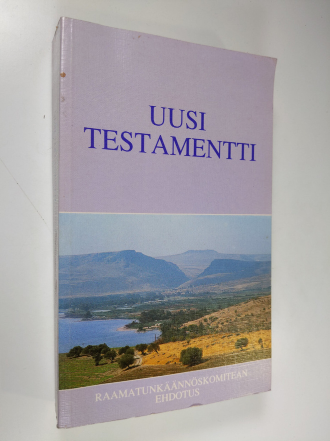 Uusi testamentti : Raamatunkäännöskomitean ehdotus