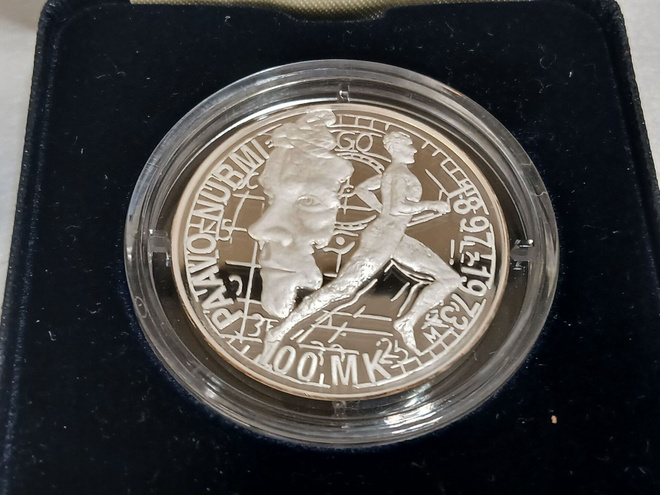 Hopea rahaa-100 markkaa 1997 Paavo Nurmi