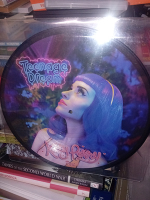 12" kuvalevy maxisingle Katy Perry : Teenage dream ( SIS POS