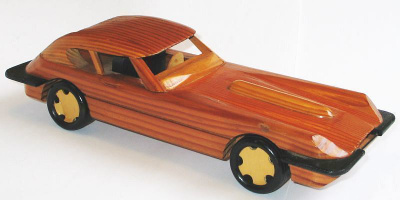 Bauer Jaguar E-type coupe, puuta, 1:12. Puinen auto