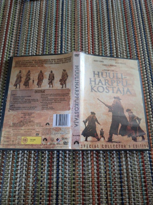 Huuliharppukostaja (2-DVD) + Kansilehtinen