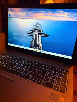 HP Zbook 15u G6 Windows 11 Pro FIN
