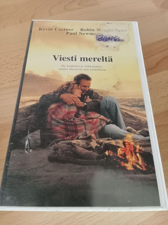 Viesti mereltä VHS
