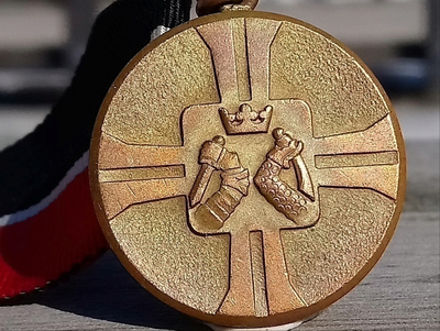 Karjala mitali. Leimalla. Siisti nauha. Pronssia. Halkaisija