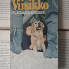Enid Blyton - Viisikko pelastaa salaisuuden (nid.) - pikkukuva 1