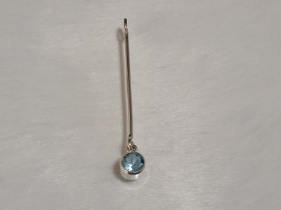 ISO Kotimainen Design Hopea riipus sinisellä kivillä KI 925