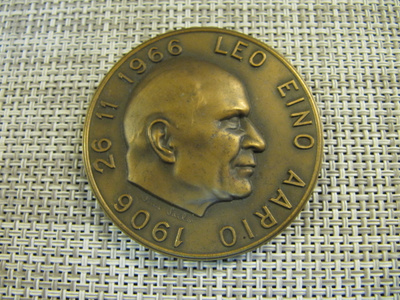 Leo Eino Aario 60 V mitali 1966 /Nina Sailo 1966.