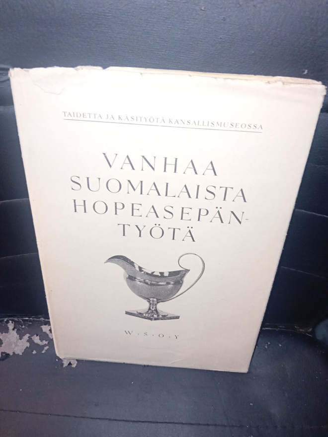 Vanhaa suomalaista hopeasepän työtä ( SIS POSTIKULU )