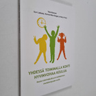 Yhdessä toimimalla kohti hyvinvoivaa koulua : koulun toim... - pikkukuva 1