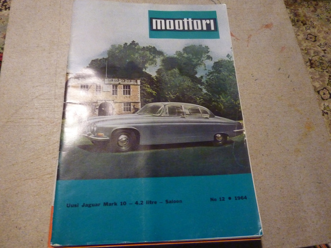 Moottori  12-64   Triumph 2000